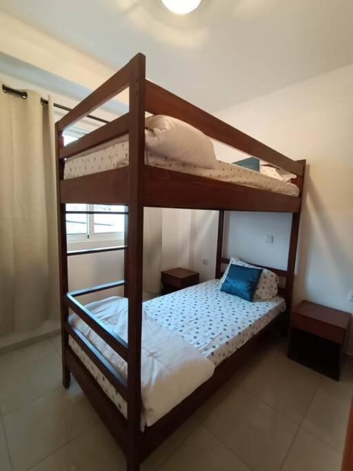 New, Modern, And Cozy 3 Bedroom Apartment. Санта-Марія Екстер'єр фото